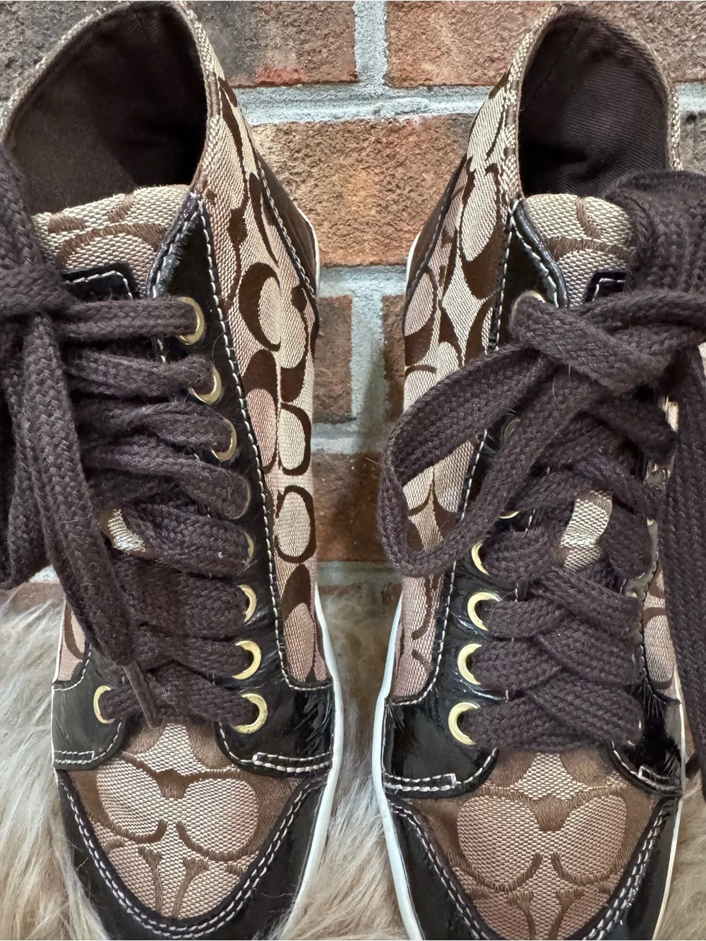 Coach Brown Signature High-Top Lace-up Sneakers Sz 7.5B